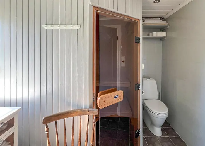 Feriehus Beautiful In With Sauna